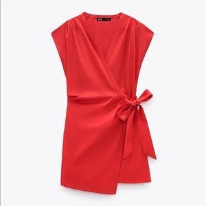 NWT Zara tied poplin jumpsuit. Size med. Red.